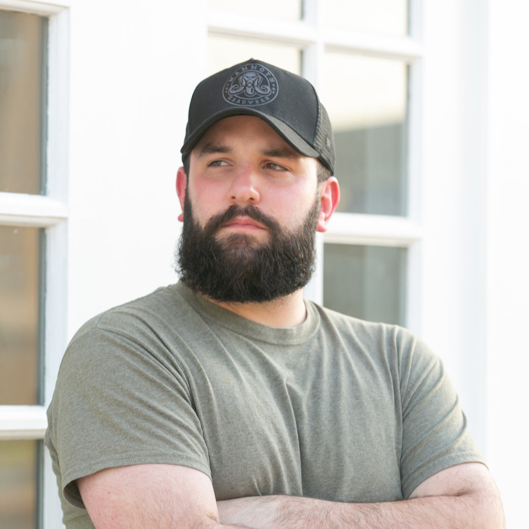 Classic Trucker - Blacked Out